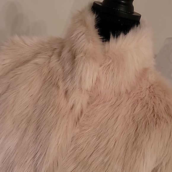 Plush Faux Fur Jacket - Picture 2 of 14